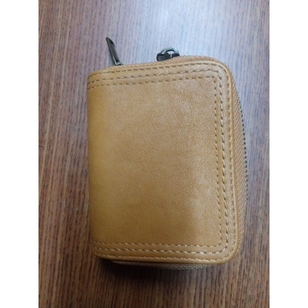 Universal Threads Card Wallet - Picture 8 of 8